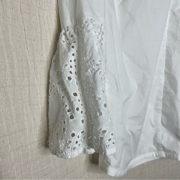 Banana Republic White Eyelet Bell Sleeve Blouse size XS - Picture 6 of 8